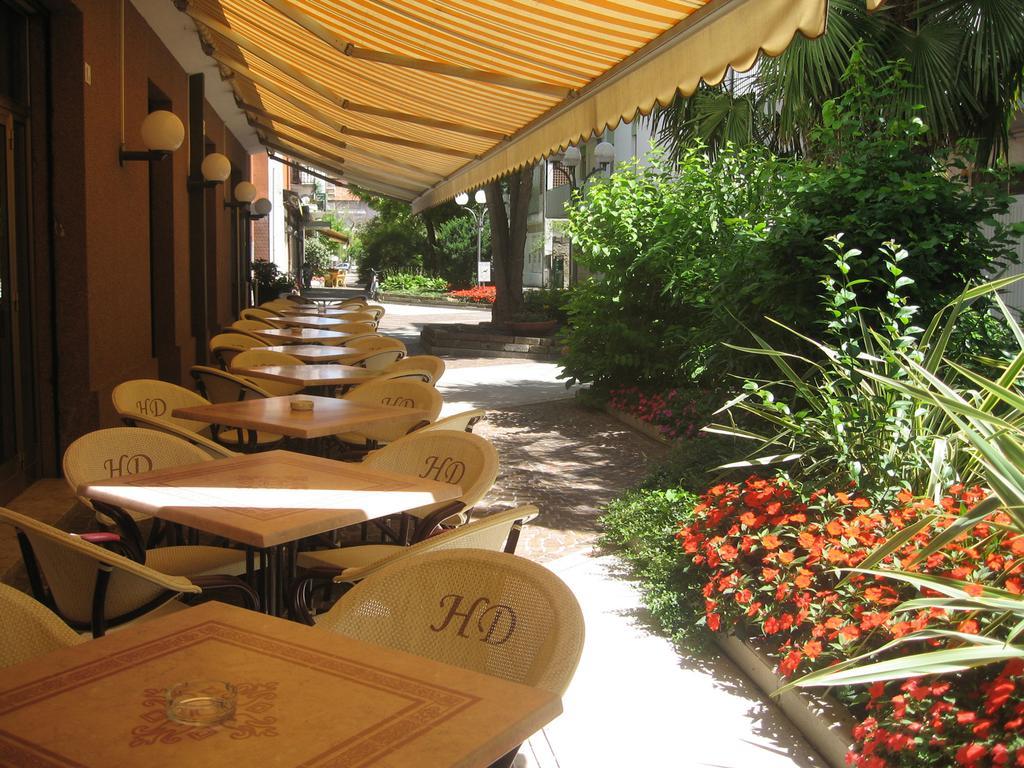Hotel Diana غرادو المظهر الخارجي الصورة